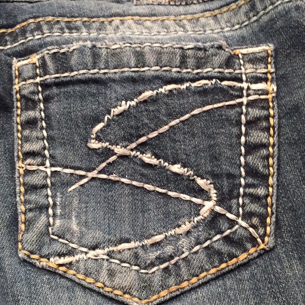 Silver Capri size 25
